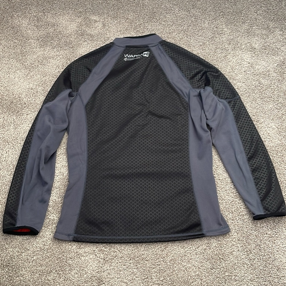 Warm R Freeze Out Ladies Top - Picture 7 of 10